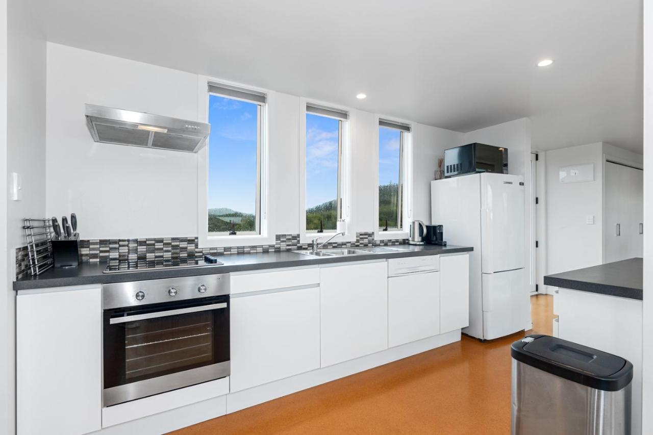 Paroa Bay Chalets - Te Whare Tui Russell Exteriér fotografie